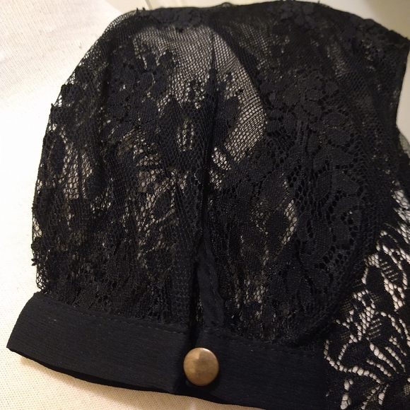 Black sheer lace ruffle waisted long sleeve shirt - Picture 4 of 4